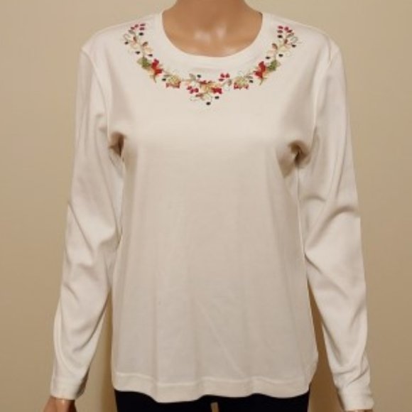 NIKKI Winter White Embroidered Multi Floral at below Neckline Top Size S NWT - Picture 1 of 5